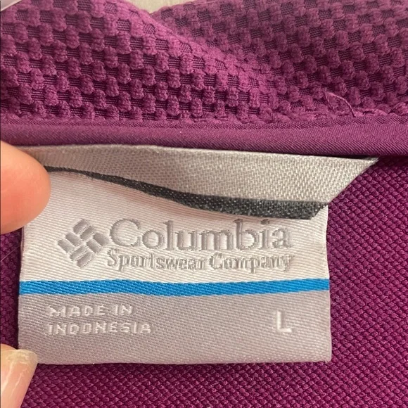 Columbia Women's Rain Jacket - Picture 3 of 9